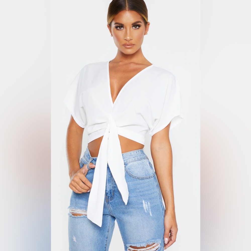PrettyLittleThing Crop Top